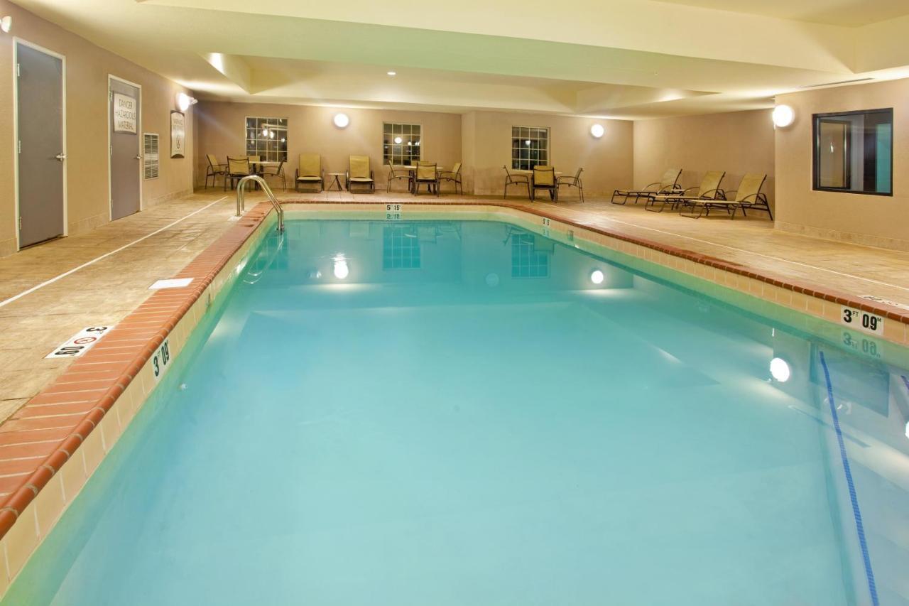 Staybridge Suites Elkhart North By Ihg Ngoại thất bức ảnh